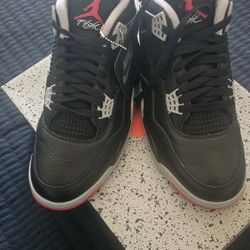 Jordan 4 Bred Reimaagined