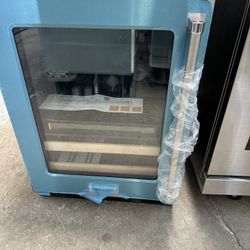 KitchenAid Under Counter Beverage And Wine Cooler 