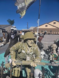 Halloween/ moving sale