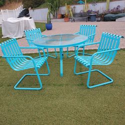 Vintage Gracie Steel Outdoor Patio Dining Set 