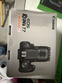Canon Eos Rebel T7