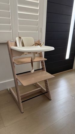 Stokke Tripp Trapp high chair