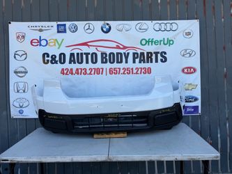 Ford maverick 2025 2026 front bumper with lower valance original USED OEM