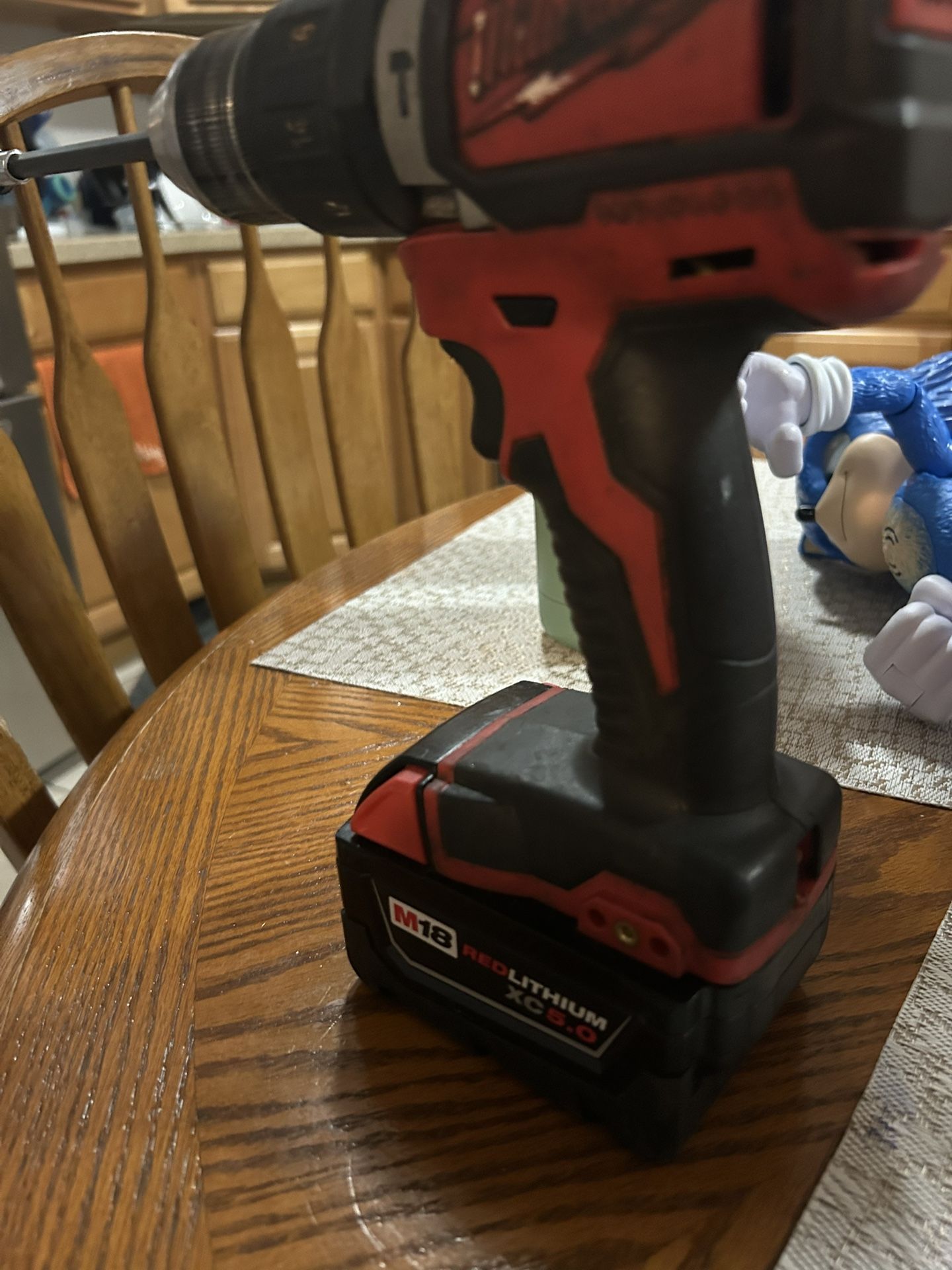 Milwaukee M18 5.0ah Battery And M12/m18 Charger