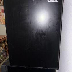 Magic Chef Mini Fridge 