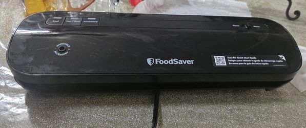 Vacuum sealer