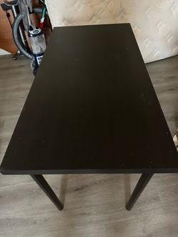 IKEA linnmon table