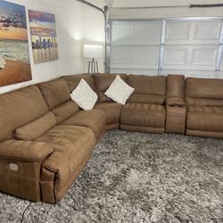🌟 “LIKE NEW” Ashley Furniture Electric Reclining 6pc Modular Sectional Couch ( FREE DELIVERY 🚚)
