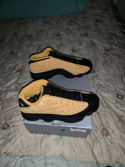 BRAND NEW JORDANS RETRO 13 Size 10.5