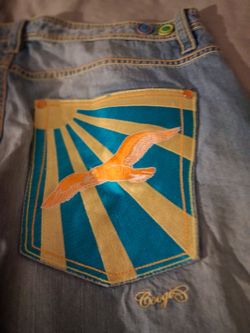 Coogi Light Wash Denim Jeans size 40×15