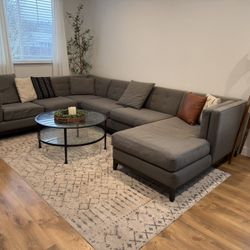 Sectional Couch 