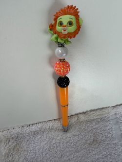 Character beaded pen