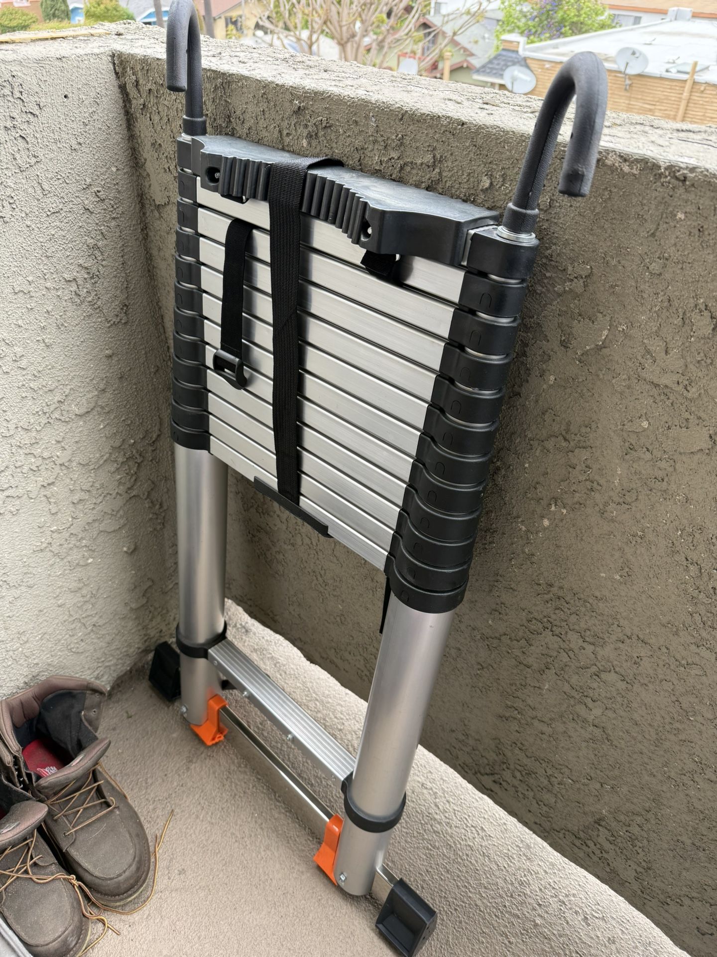 Telescoping Ladder