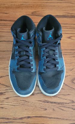 Size 10 - Jordan 1 Retro Laser Blue