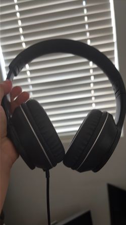 Headphone