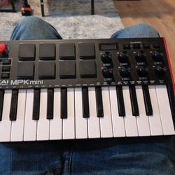 AKAI MPK mini Brand New 