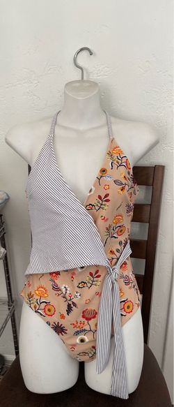 Bathing suit