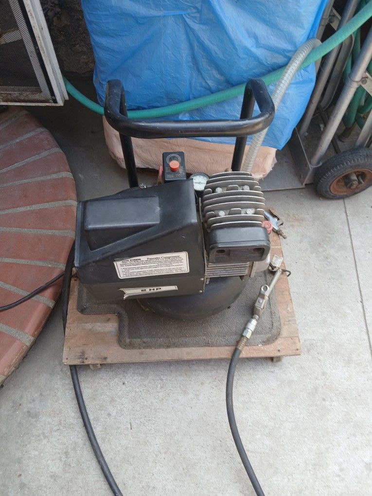 Air Compressor 