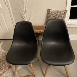6 IKEA Eames Style Dining Chairs 