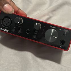  Focusrite Interface