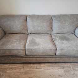 MEYER LAZBOY PREMIER SOFA