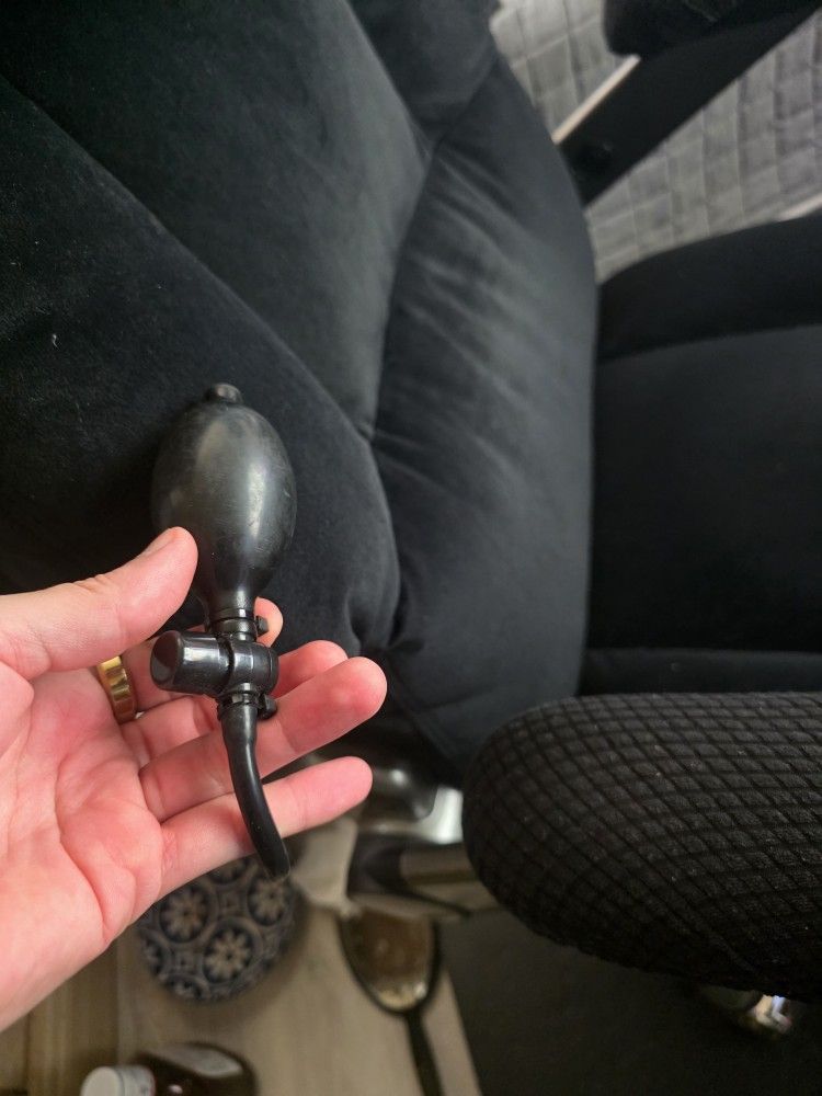 Big Comfy Thick Office Chair Up To 600 Lb For Gaming With Tilting Feature For Laying Back