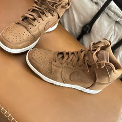 Nike Dunks