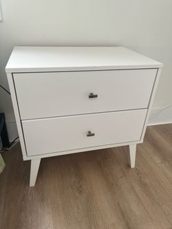 White Mid-Century 2-Drawer Nightstand