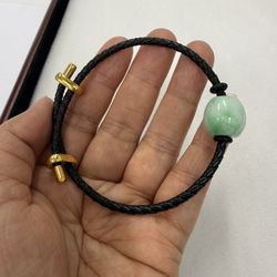 Bracelet With Jade Bead