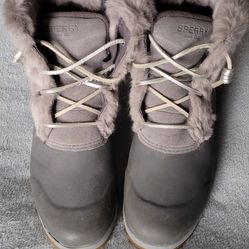 Sperry Waterproof Winter Boots w/ Faux Fur – Women’s 8.5