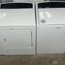 Whirlpool Set Washer And Gas Dryer Good Condition We Delivery 60 Day Warranty 30  inch Wide 
