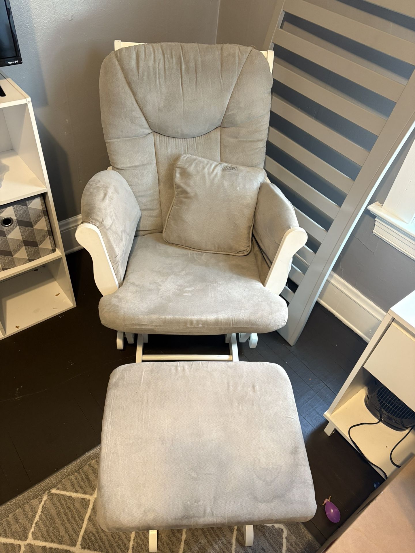 Glider And Ottoman 