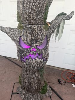 6 ft wicked woods color changing