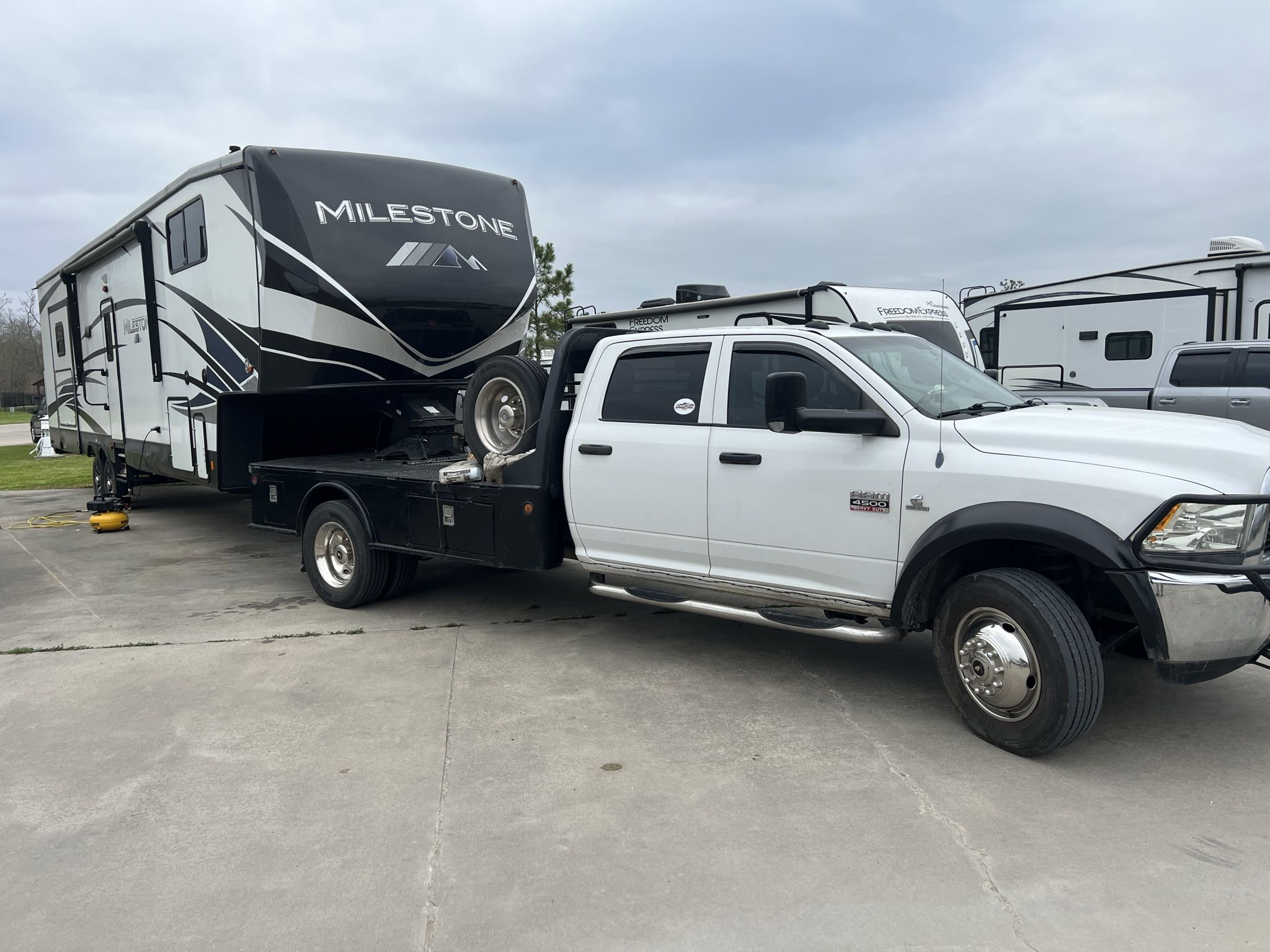 Transport Haul Tow RV Or Trailer 