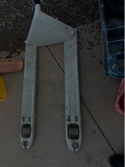Pallet Jack- heavy duty