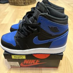 Air Jordan 1 “Royals” - Size 5y 