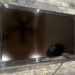 Dynex LCD TV 32 Inch  *OR BEST OFFER*