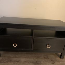 TV Console Center