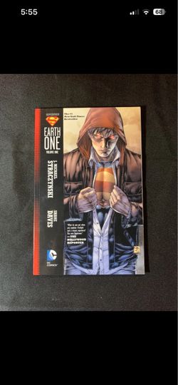 DC Superman Earth One Vol. 1 NM/VF - Straczynski - Davis