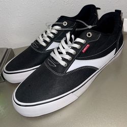 Levi’s Mens Shoes New Size 12