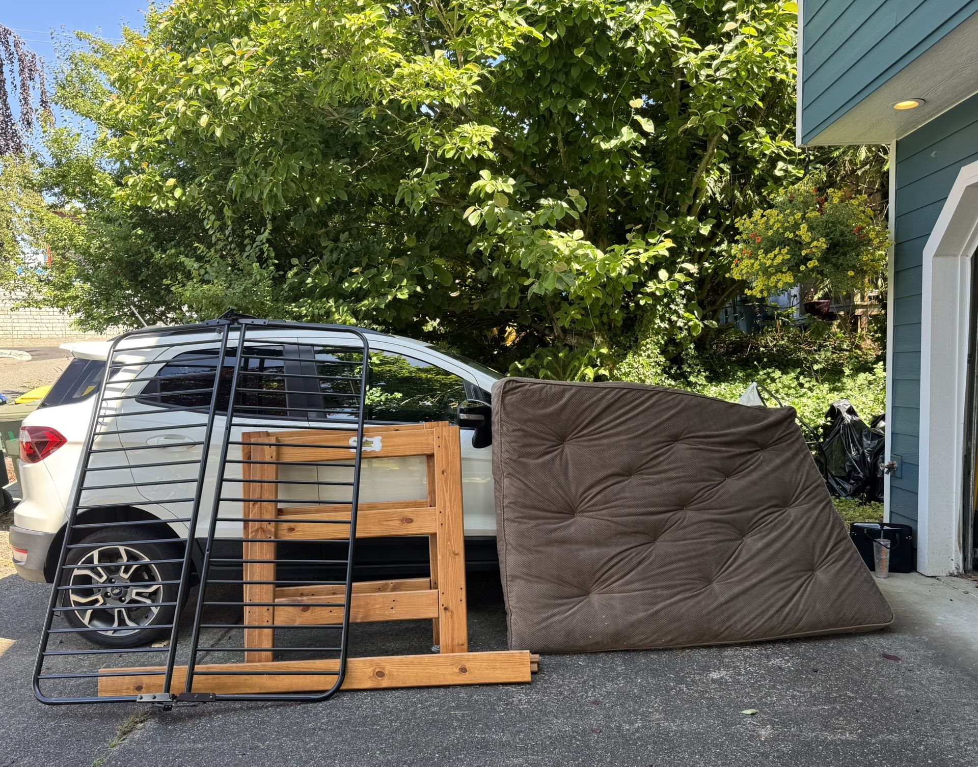 Full Sized Futon Couch/bed
