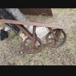 VINTAGE  PULLY HEAVY DUTY