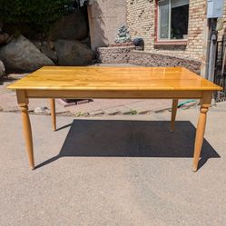 Maple Dining Table, 60" L x 36" W x 29" H