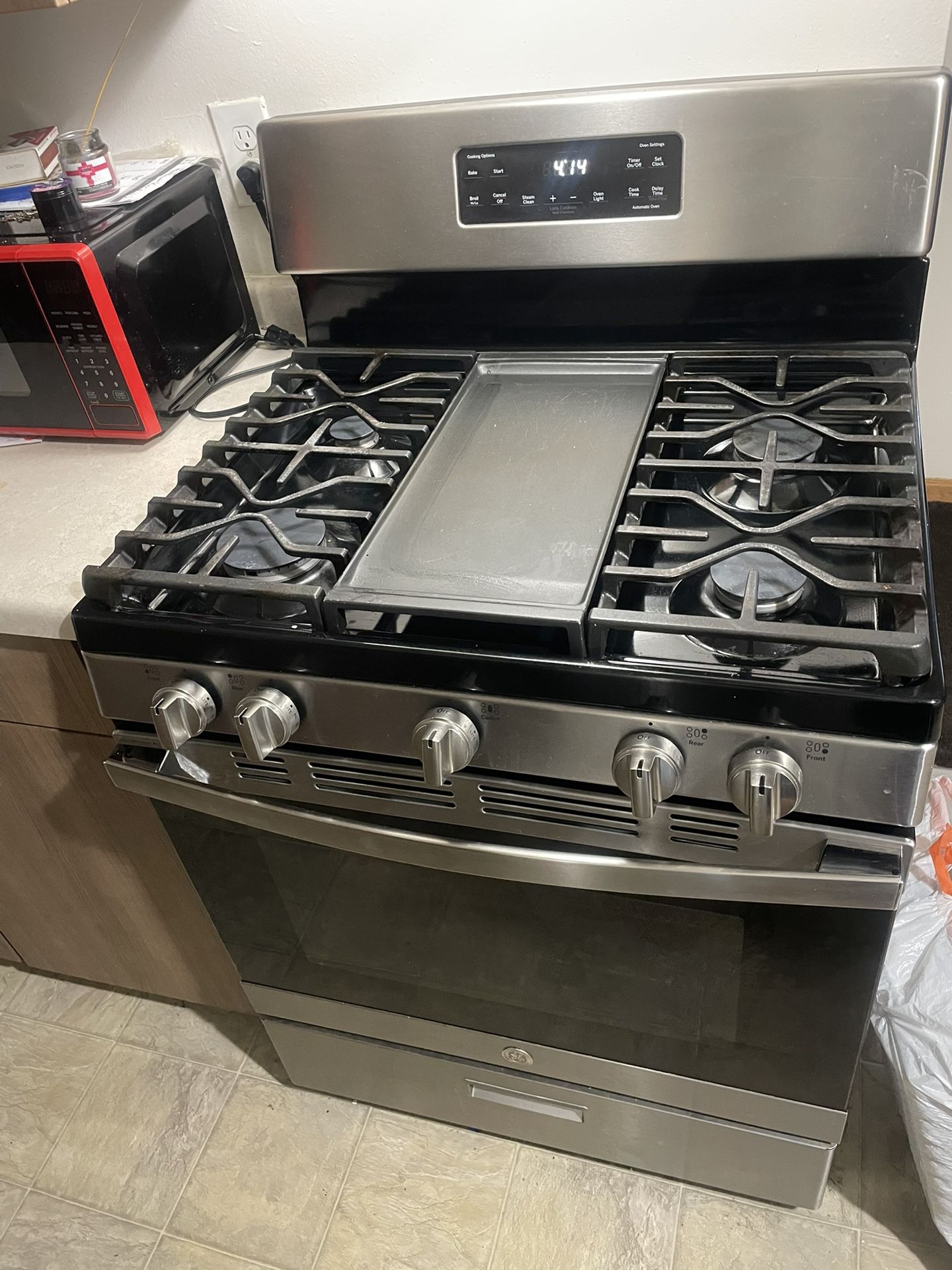 Stainless Steel refrigerator & stove