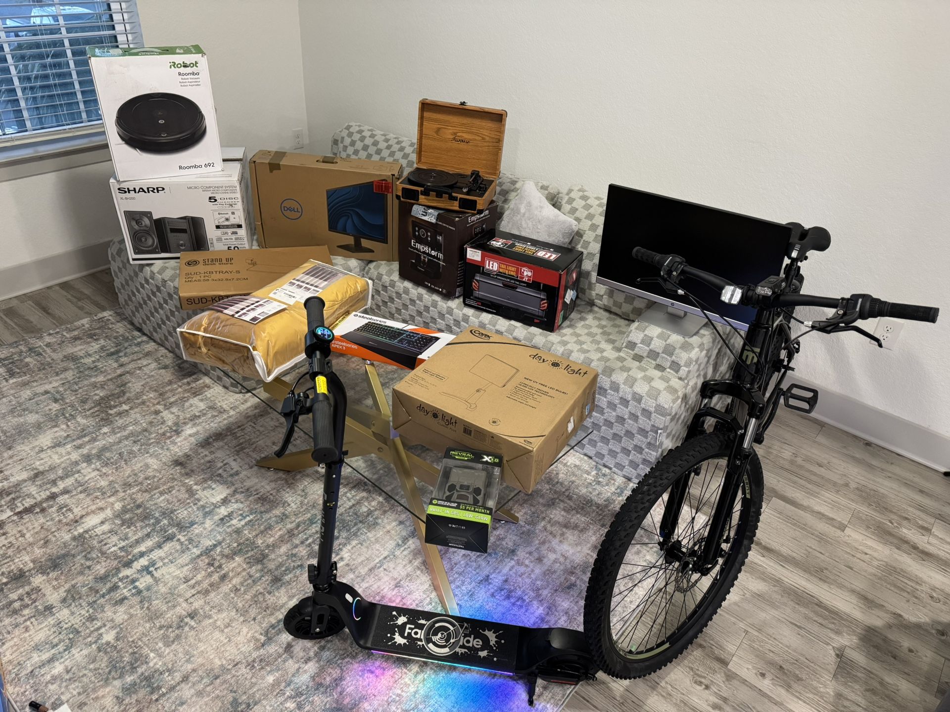 πBIG SALE β Everything Must Go!π