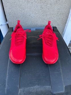 Men’s Nike Air Max 270, Triple Red, Size 11