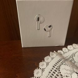 Apple 3rd Gen AirPods 
