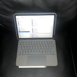 iPad Air 5th Gen New Conditions Lighly Used Comes With Case/keynoard And Apple Own