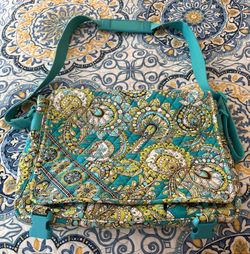 Vera Bradley messenger/ computer bag