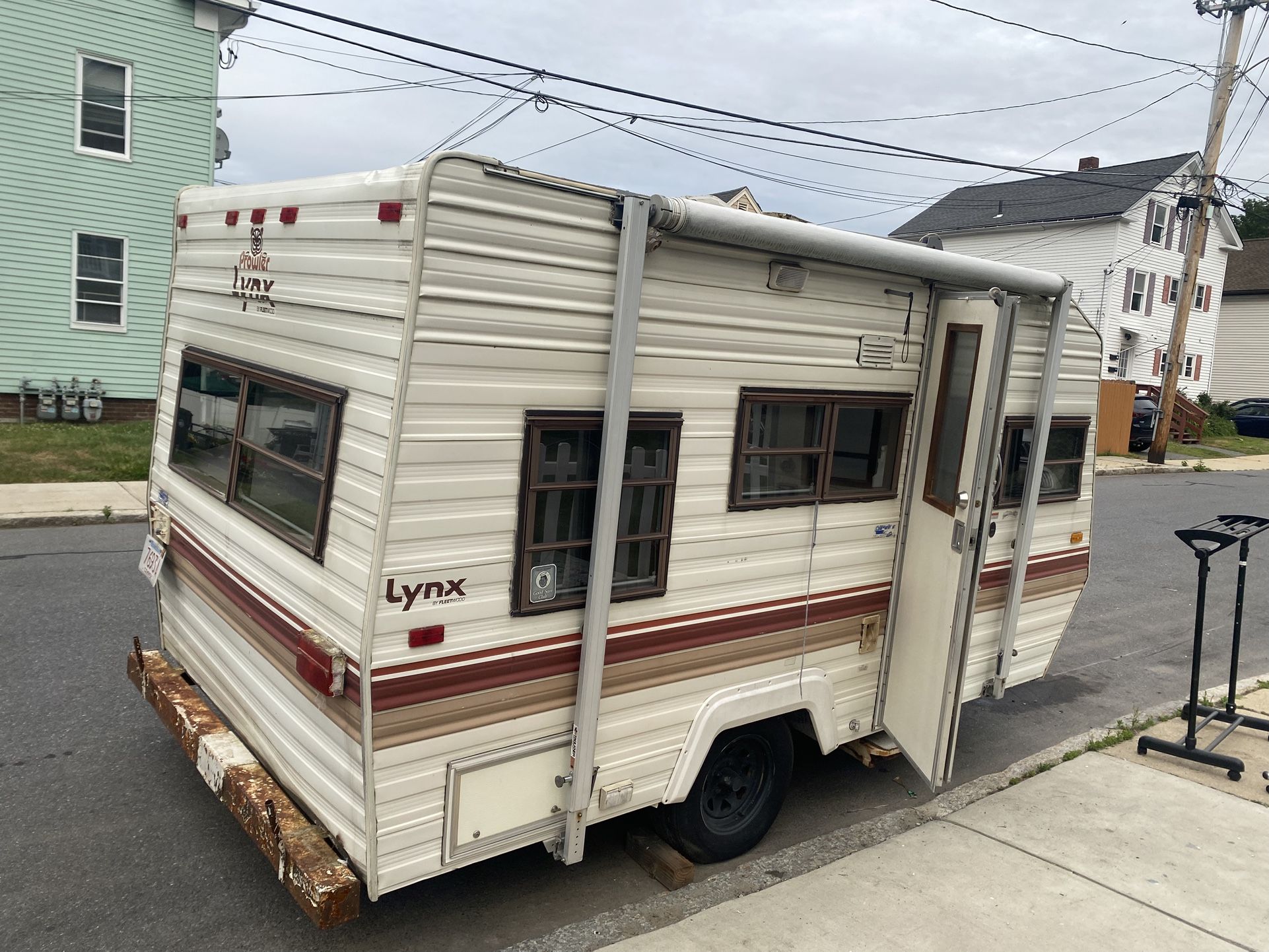 1989 Fleetwood Prowler